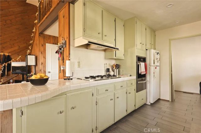 1214 Aleutian, Lake Arrowhead, CA 92352