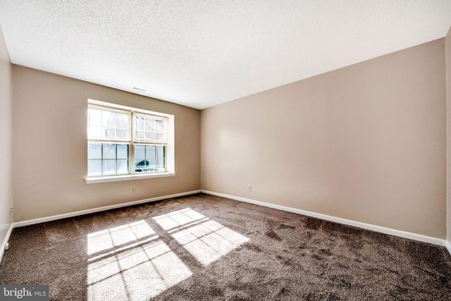 14 FRANKLIN DR, Voorhees, NJ 08043