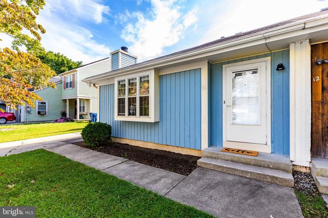 14 FRANKLIN DR, Voorhees, NJ 08043