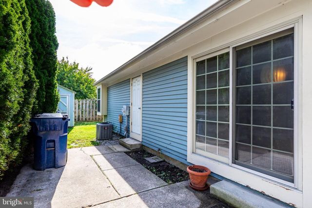 14 FRANKLIN DR, Voorhees, NJ 08043