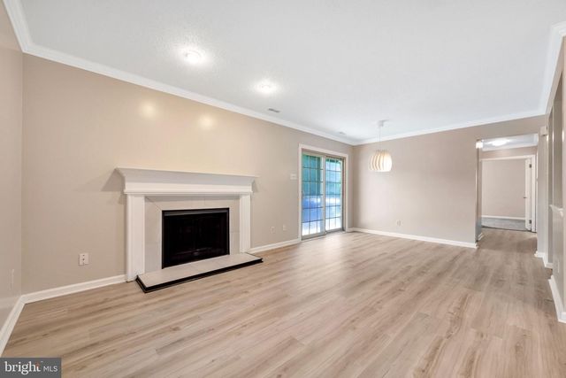 14 FRANKLIN DR, Voorhees, NJ 08043