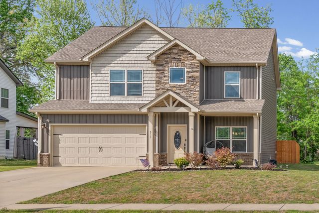 513 Somerset Ln, Clarksville, TN 37042