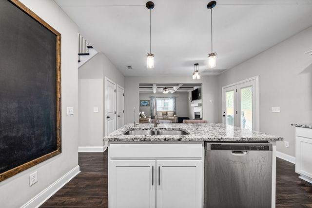 513 Somerset Ln, Clarksville, TN 37042