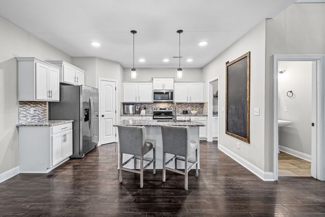 513 Somerset Ln, Clarksville, TN 37042