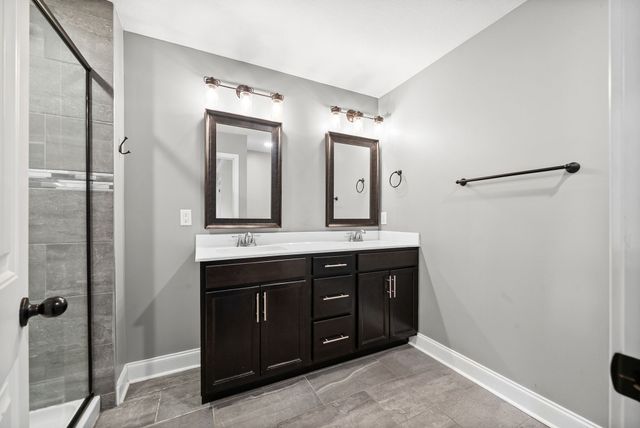 513 Somerset Ln, Clarksville, TN 37042