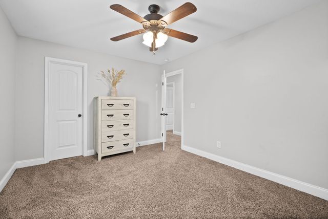 513 Somerset Ln, Clarksville, TN 37042