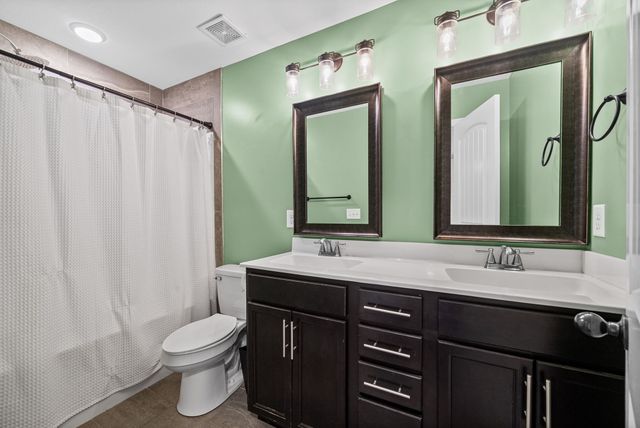 513 Somerset Ln, Clarksville, TN 37042
