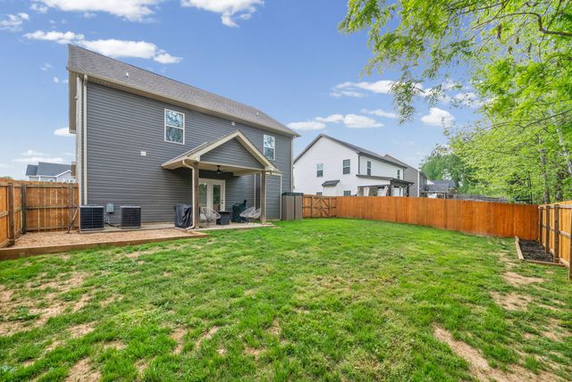 513 Somerset Ln, Clarksville, TN 37042