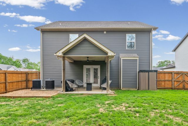 513 Somerset Ln, Clarksville, TN 37042