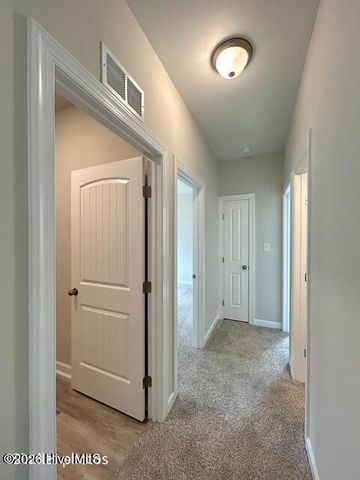 827 Hidden Bridge Drive, Jacksonville, NC 28546
