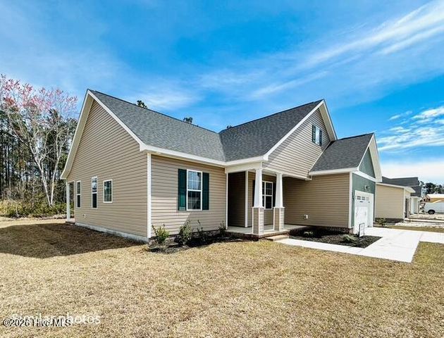 827 Hidden Bridge Drive, Jacksonville, NC 28546