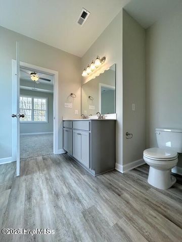 827 Hidden Bridge Drive, Jacksonville, NC 28546