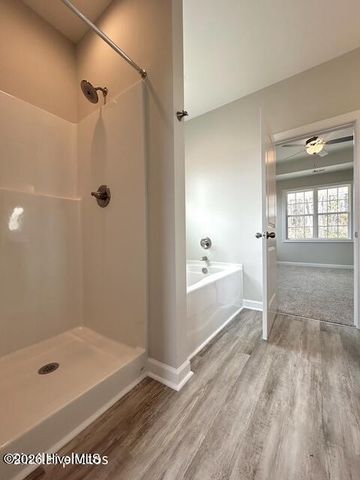 827 Hidden Bridge Drive, Jacksonville, NC 28546