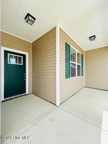 827 Hidden Bridge Drive, Jacksonville, NC 28546