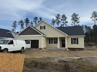 827 Hidden Bridge Drive, Jacksonville, NC 28546