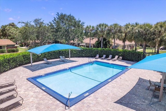 11 Meadows Drive, Boynton Beach, FL 33436