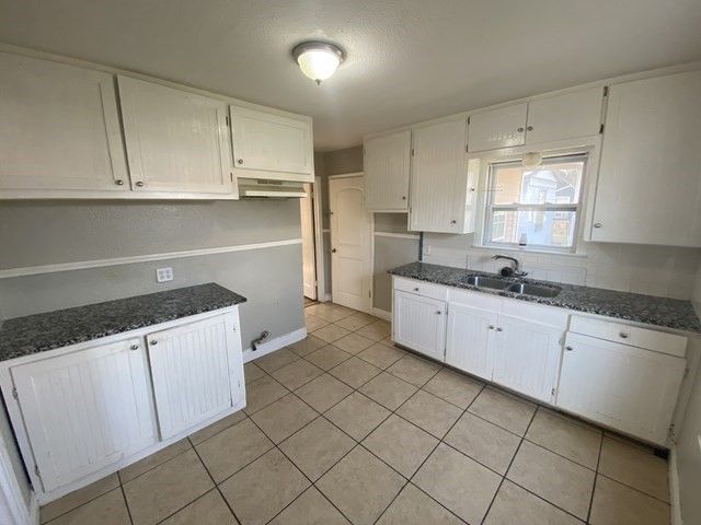 4413 N Cornelia, Corpus Christi, TX 78408