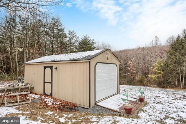 263 MAHANOY VALLEY RD, Duncannon, PA 17020