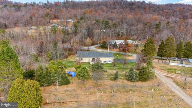 263 MAHANOY VALLEY RD, Duncannon, PA 17020