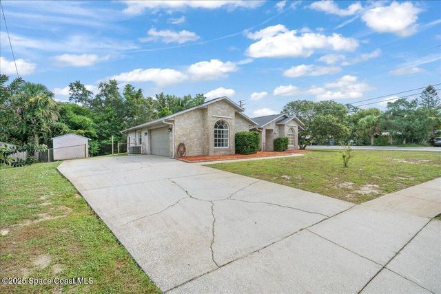 2400 Ravenswood Drive, Titusville, FL 32780