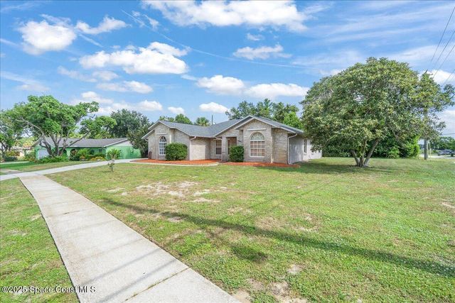 2400 Ravenswood Drive, Titusville, FL 32780