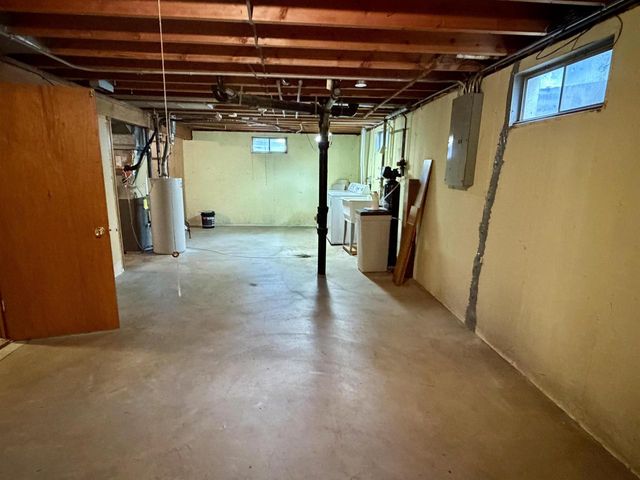 2211 E Easy Street, Beloit, WI 53511