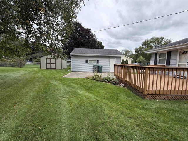 2211 E Easy Street, Beloit, WI 53511