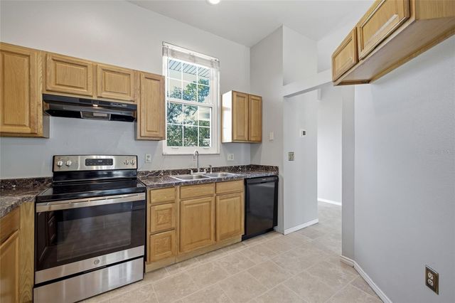 7714 GLADES COURT, Temple Terrace, FL 33637