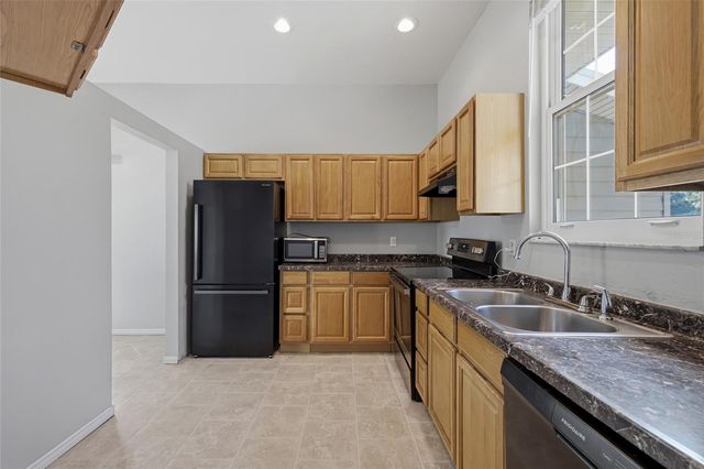 7714 GLADES COURT, Temple Terrace, FL 33637