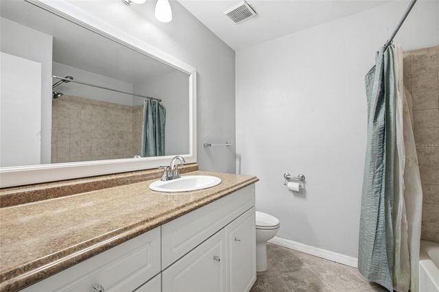7714 GLADES COURT, Temple Terrace, FL 33637
