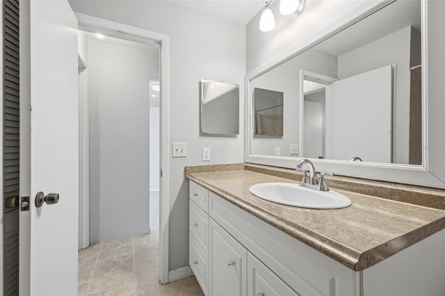 7714 GLADES COURT, Temple Terrace, FL 33637