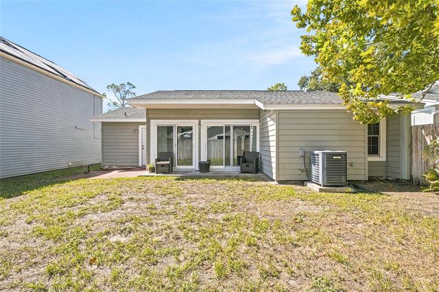 7714 GLADES COURT, Temple Terrace, FL 33637