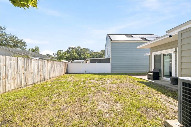 7714 GLADES COURT, Temple Terrace, FL 33637