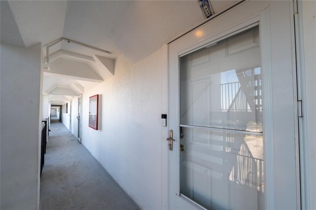 7310 Seawall Boulevard 409, Galveston, TX 77551