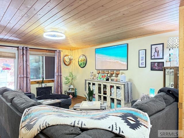 4143 Huckleberry Lane, Island Park, ID 83429