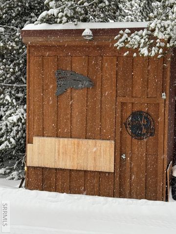 4143 Huckleberry Lane, Island Park, ID 83429