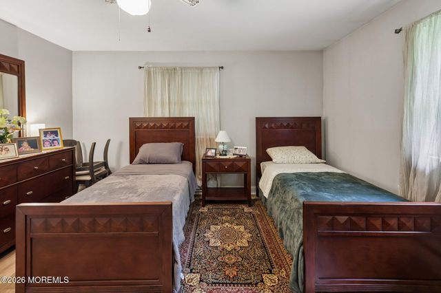 32 A Franklin Lane, Whiting, NJ 08759