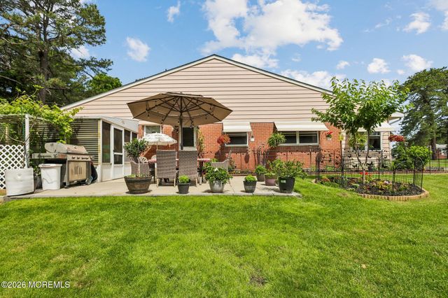 32 A Franklin Lane, Whiting, NJ 08759