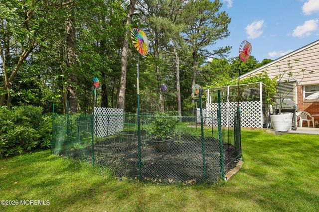 32 A Franklin Lane, Whiting, NJ 08759