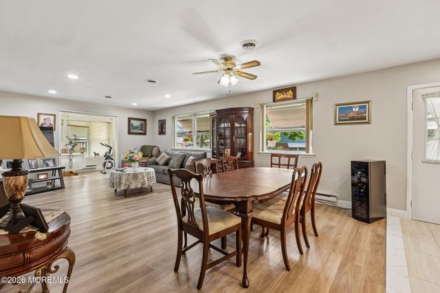 32 A Franklin Lane, Whiting, NJ 08759