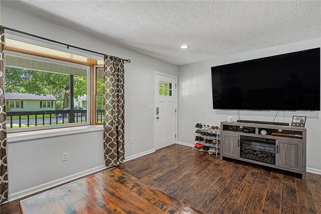 8115 Sue Avenue, Franklin, OH 45005