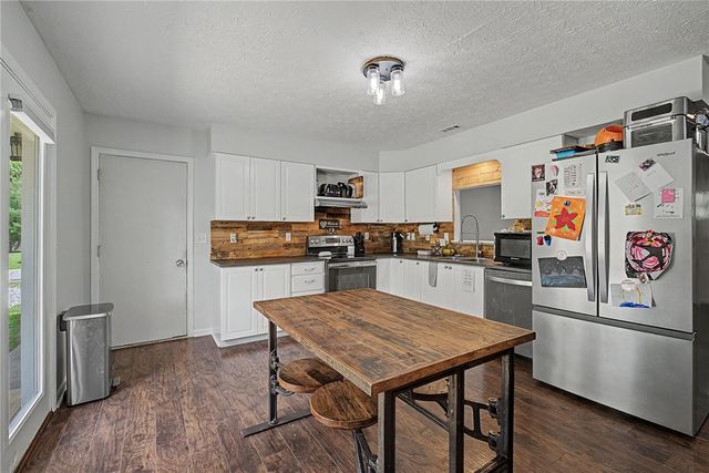 8115 Sue Avenue, Franklin, OH 45005
