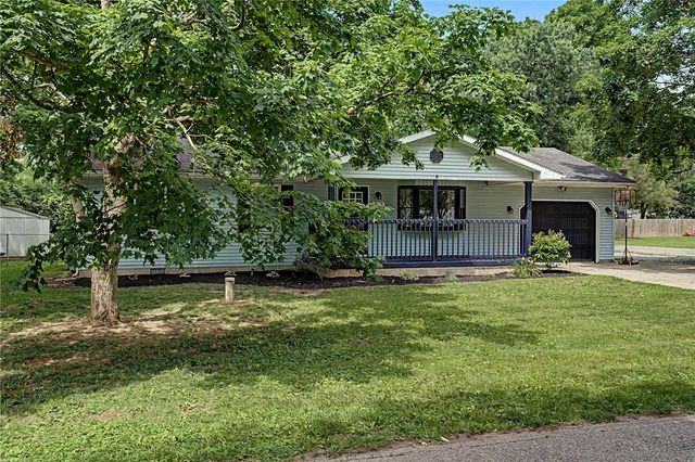 8115 Sue Avenue, Franklin, OH 45005