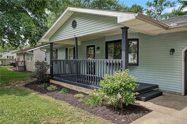 8115 Sue Avenue, Franklin, OH 45005