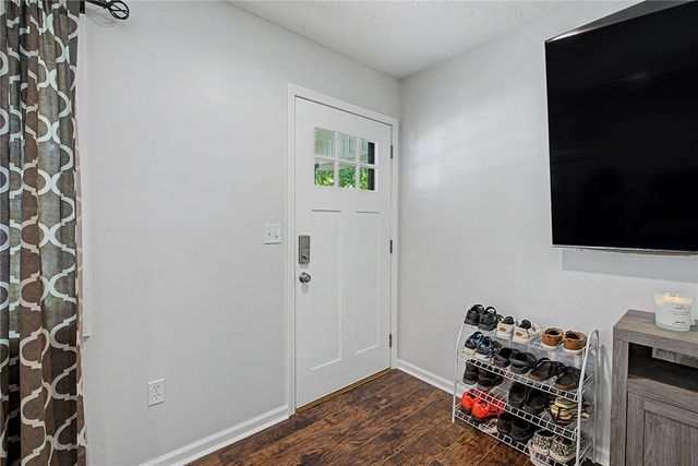 8115 Sue Avenue, Franklin, OH 45005