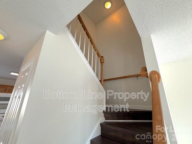 8821 Cameron Spring Road, Charlotte, NC 28214