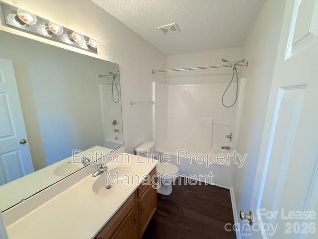 8821 Cameron Spring Road, Charlotte, NC 28214