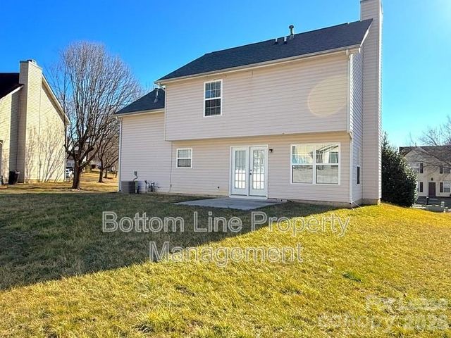 8821 Cameron Spring Road, Charlotte, NC 28214