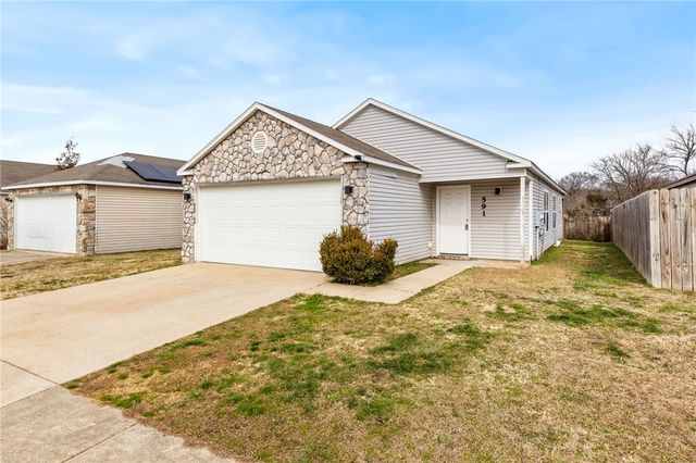 591 Cascade Circle, Springdale, AR 72764