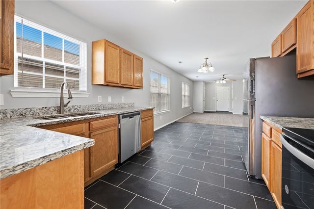 591 Cascade Circle, Springdale, AR 72764